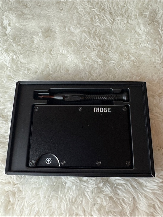 RIDGE Slim RFID Blocking Wallet - Black-unused